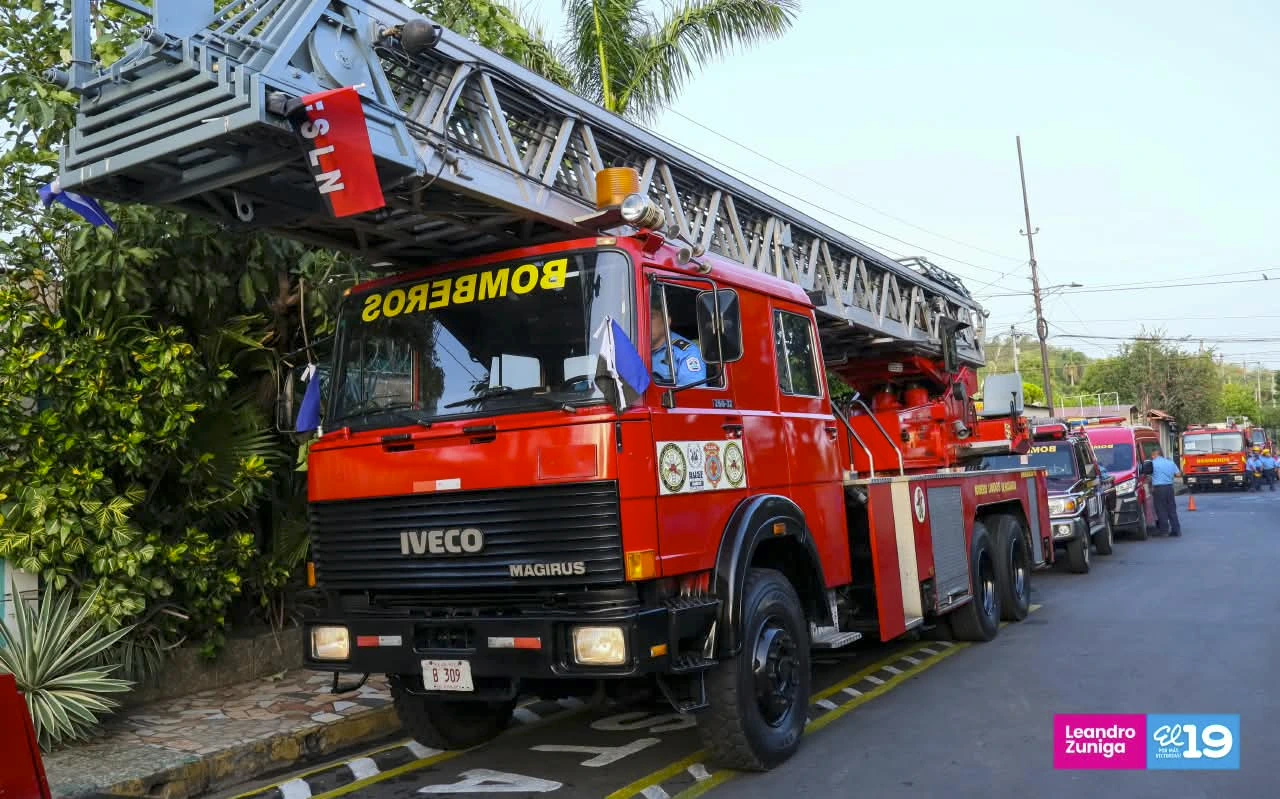 BOMBEROS-(2)