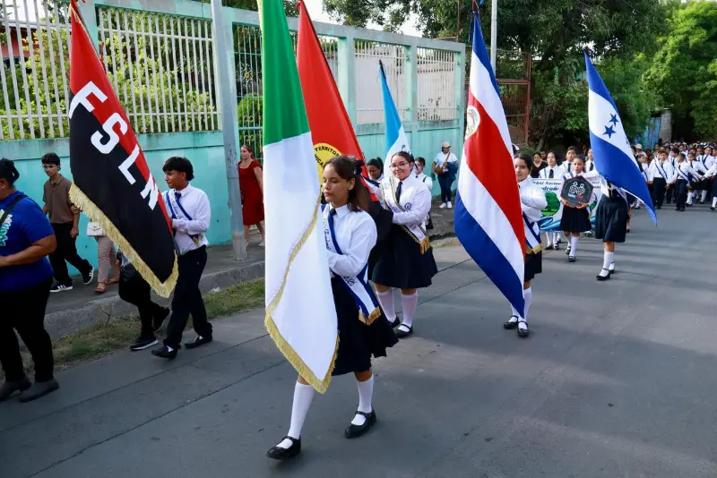 DESFILE--(32)