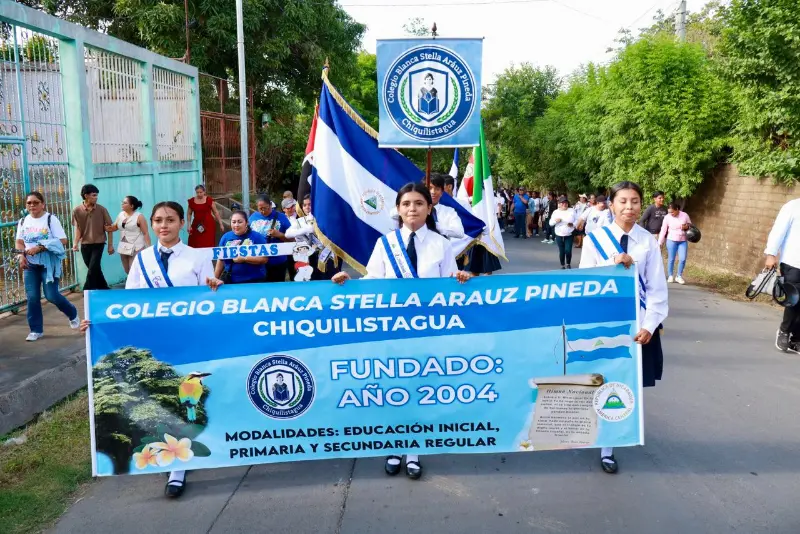 DESFILE--(33)