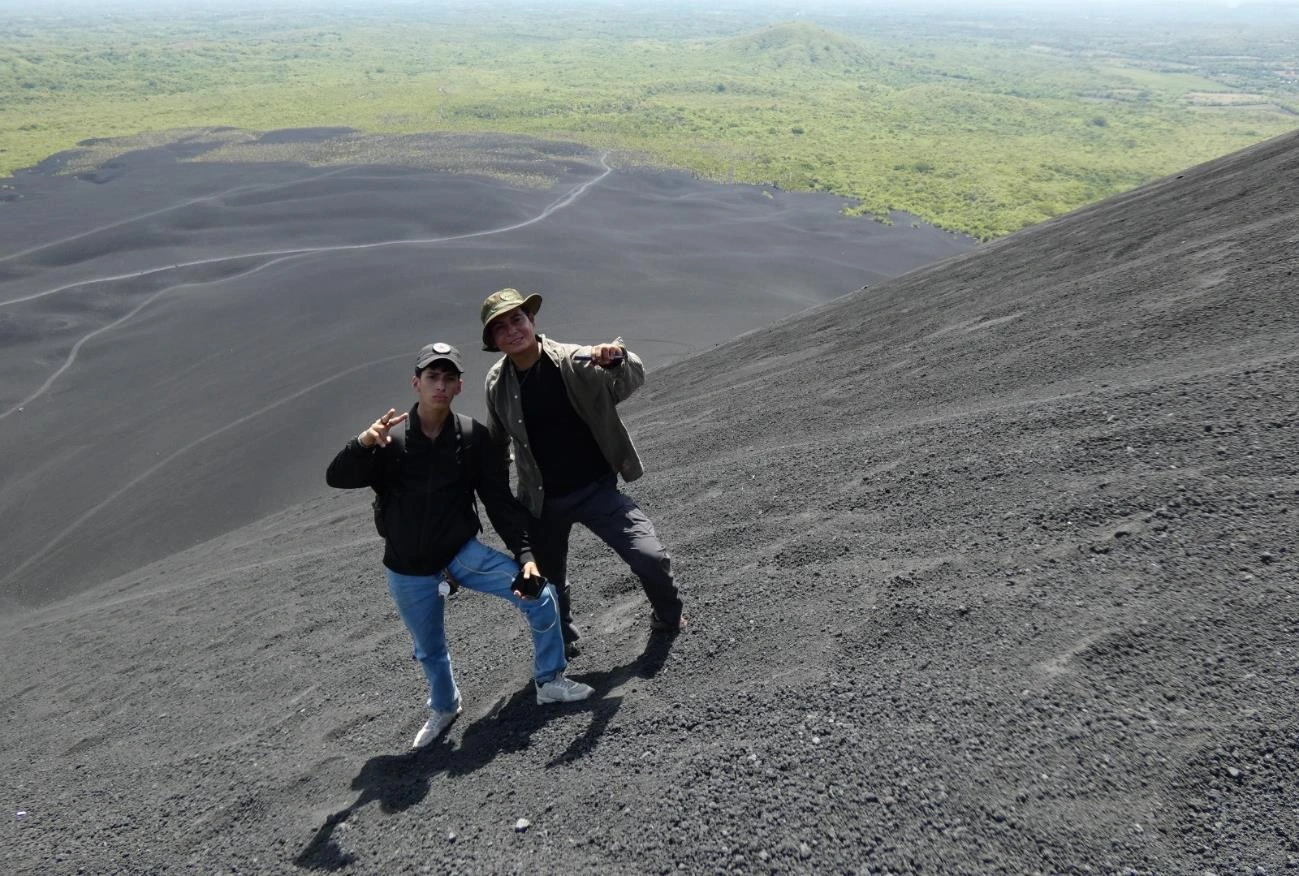 VOLCAN12