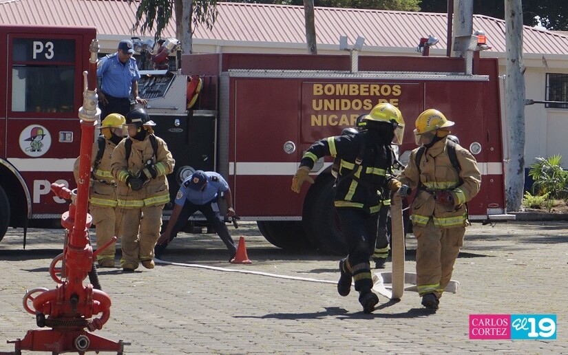 BOMBEROS12
