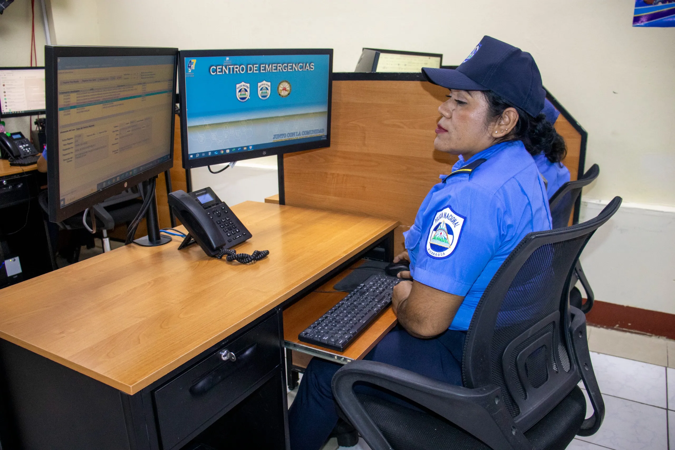 Linea-de-Emergencia-16_16_11zon