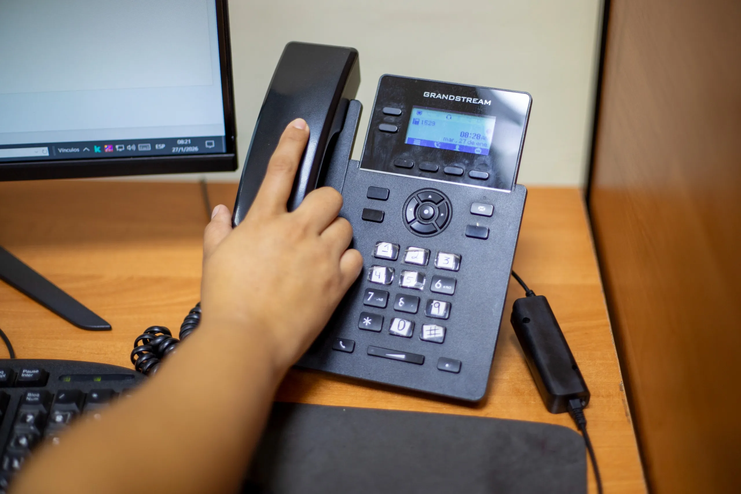 Linea-de-Emergencia-31_31_11zon