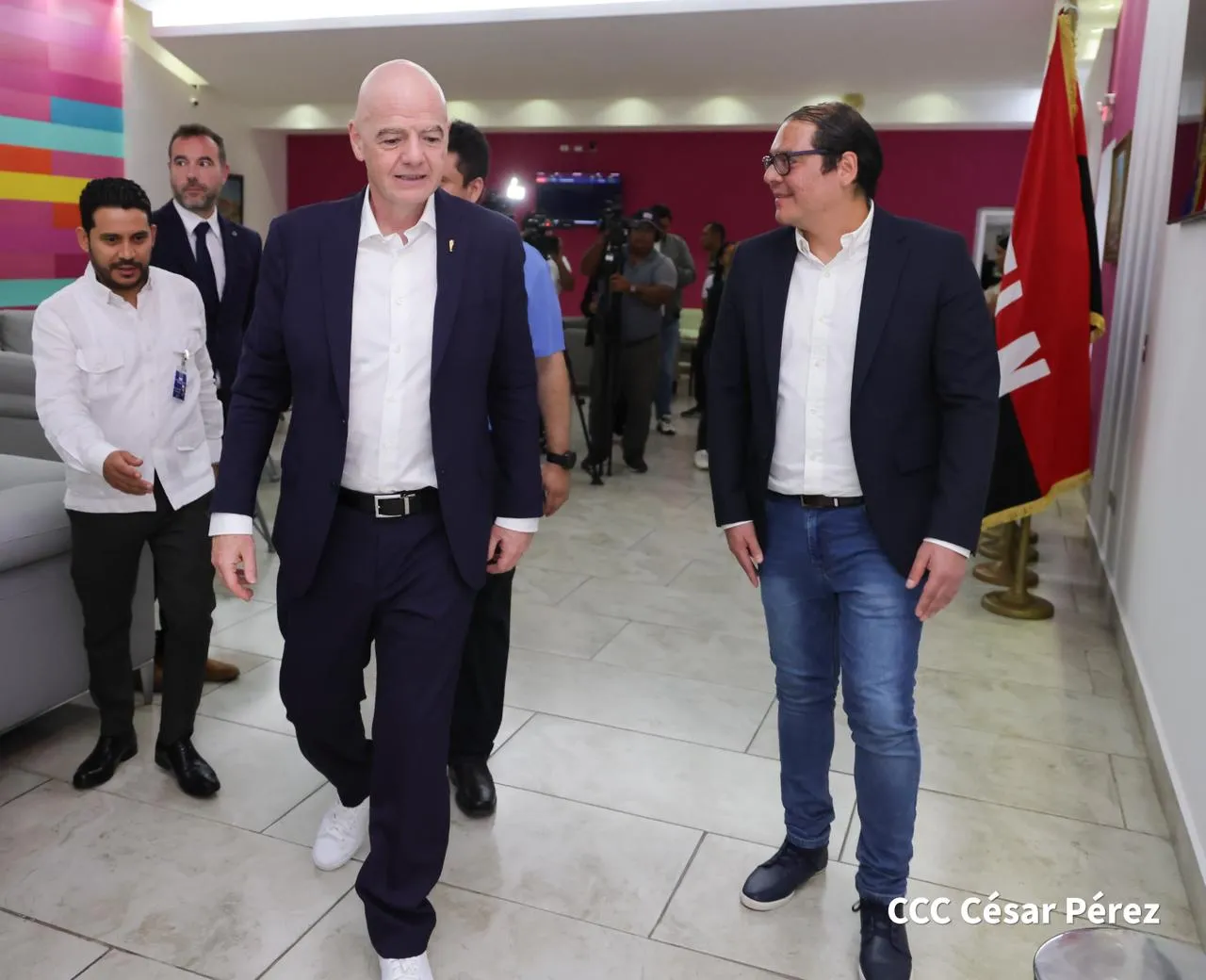 Presidente-FIFA--(10)_10_11zon