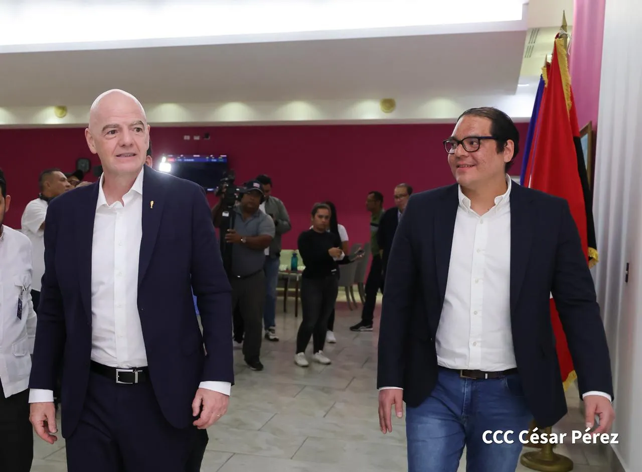 Presidente-FIFA--(12)_12_11zon