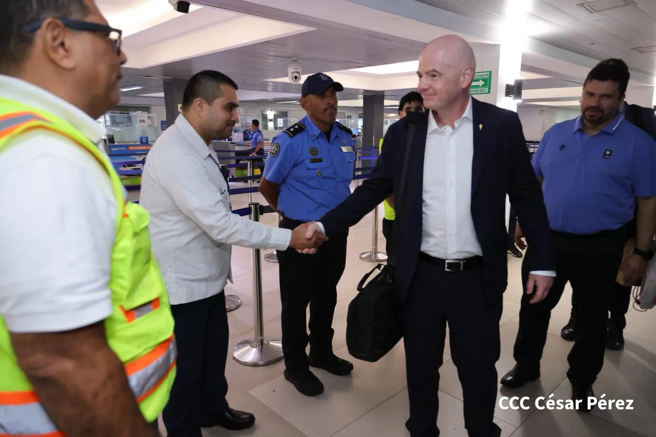 Presidente-FIFA--(3)_3_11zon