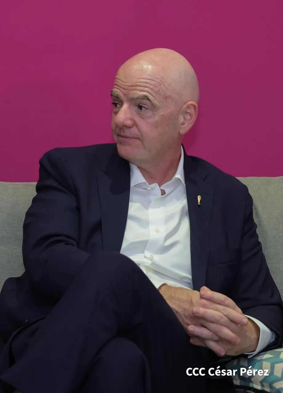 Presidente-FIFA--(34)_34_11zon