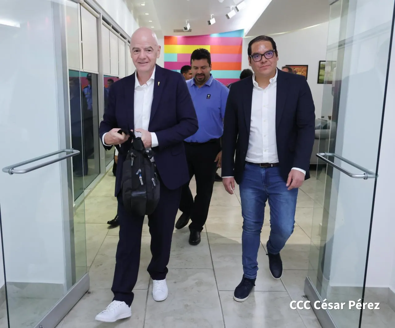 Presidente-FIFA--(9)_9_11zon