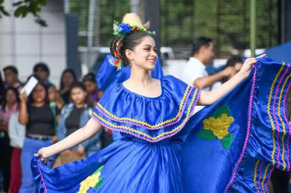 UNIOVERSIDADES--(7)_7_11zon