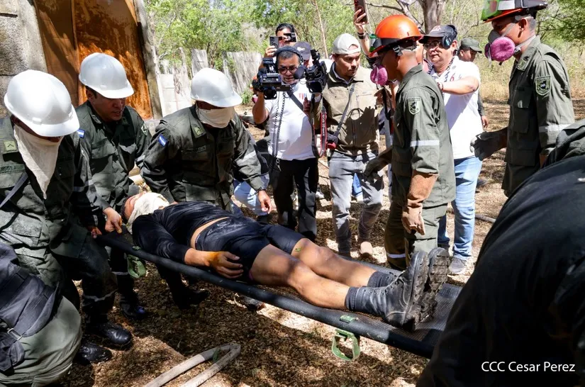 Defensa-Civil-32_31_11zon