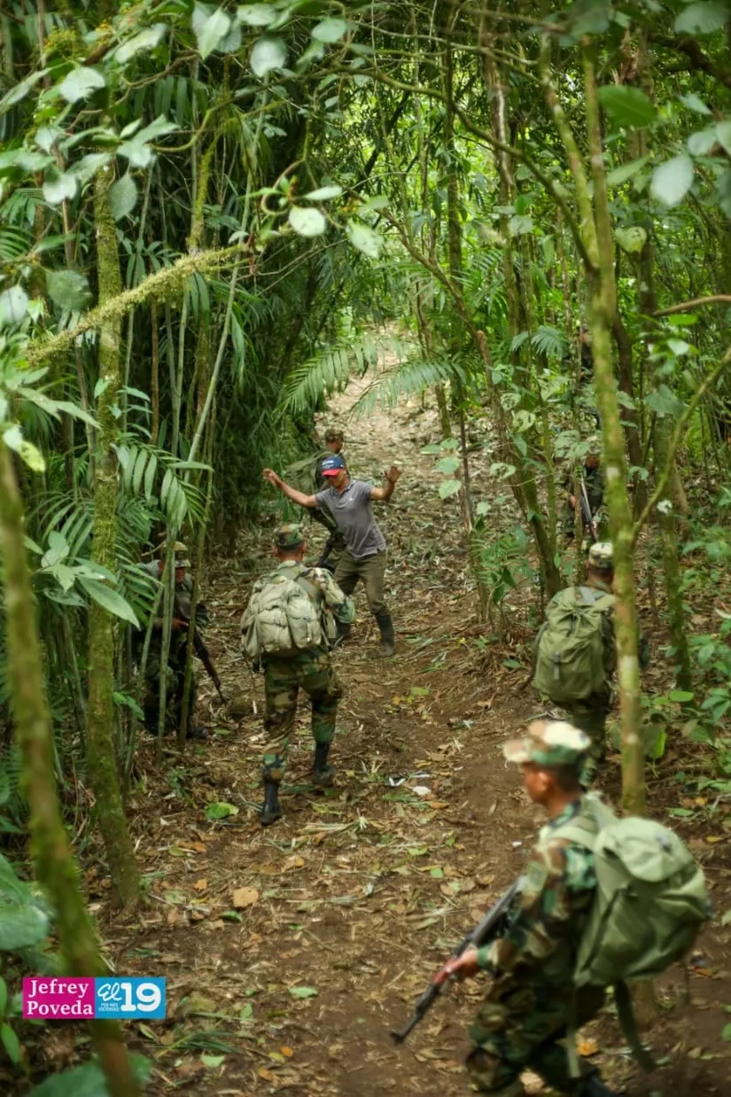 Ejercito-17_17_11zon