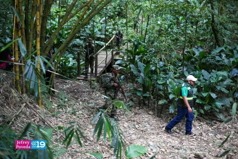 Ejercito-30_29_11zon