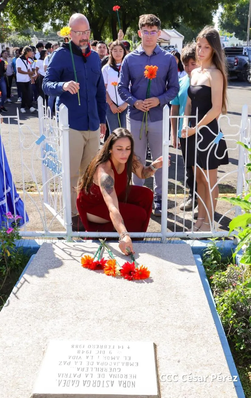 JS19J--(16)_17_11zon