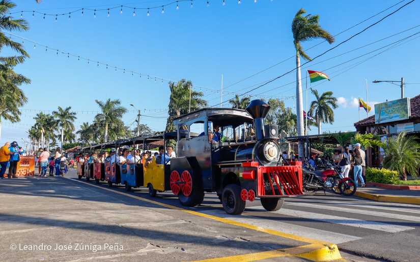 Salvador-Allende--(24)