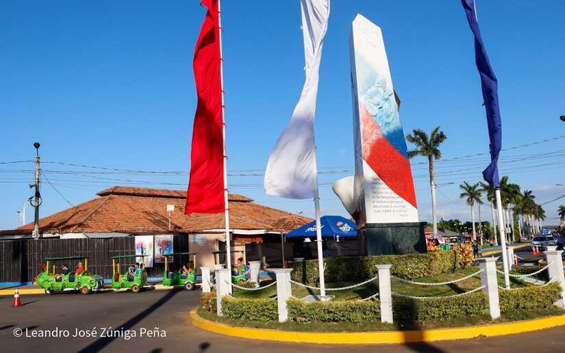 Salvador-Allende--(9)