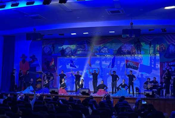 DESFILE13