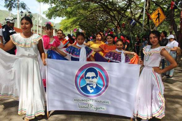 DESFILE51