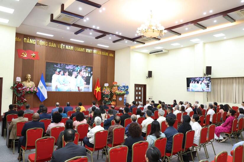 Vietnam-2