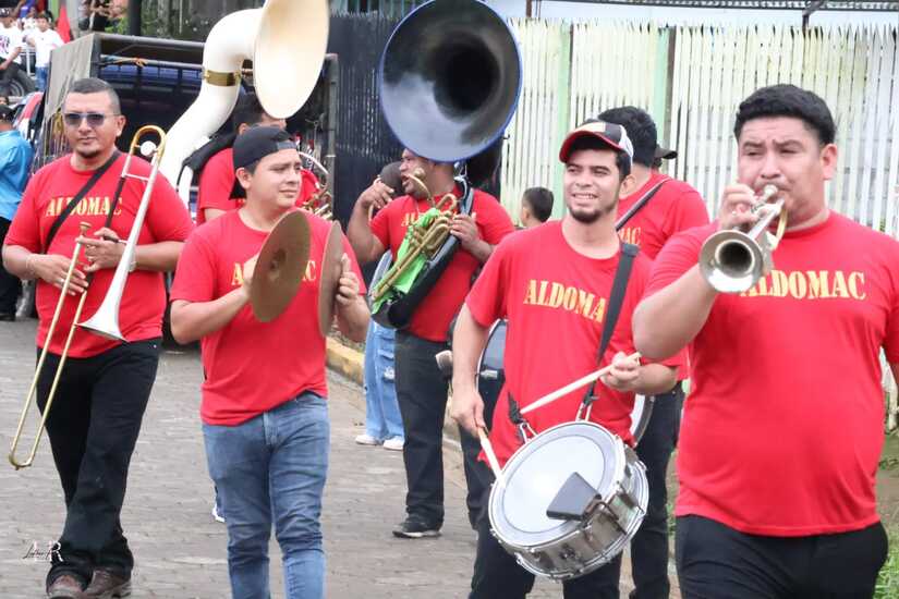 Bonanza--(8)