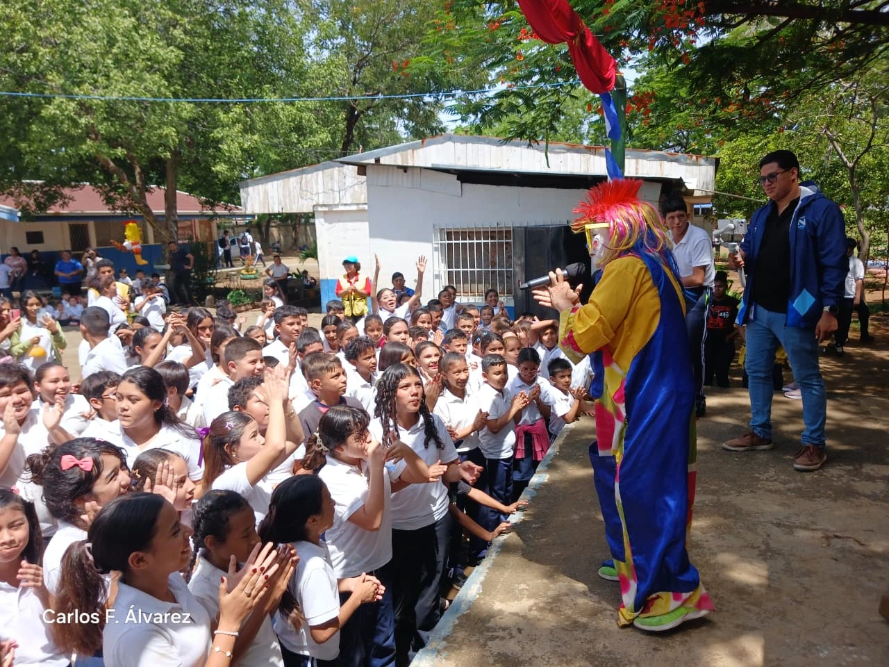 COLEGIO8