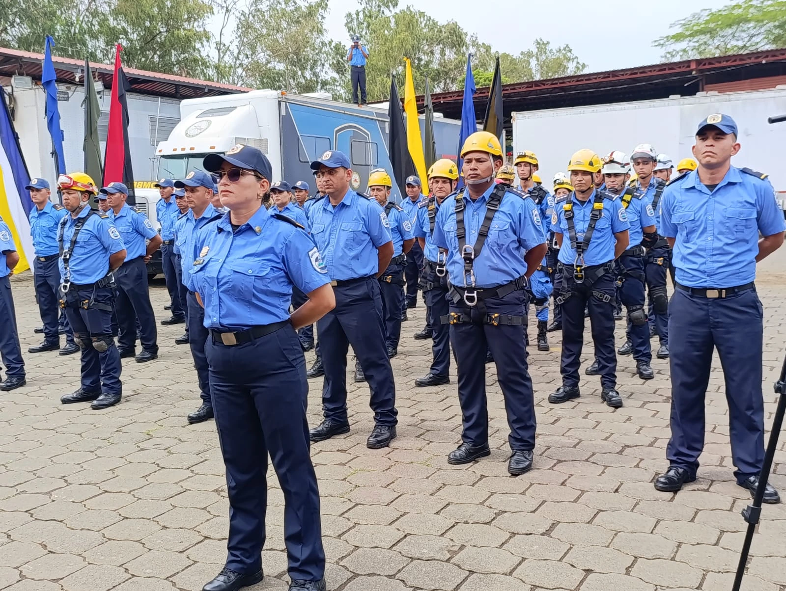 BOMBEROS9