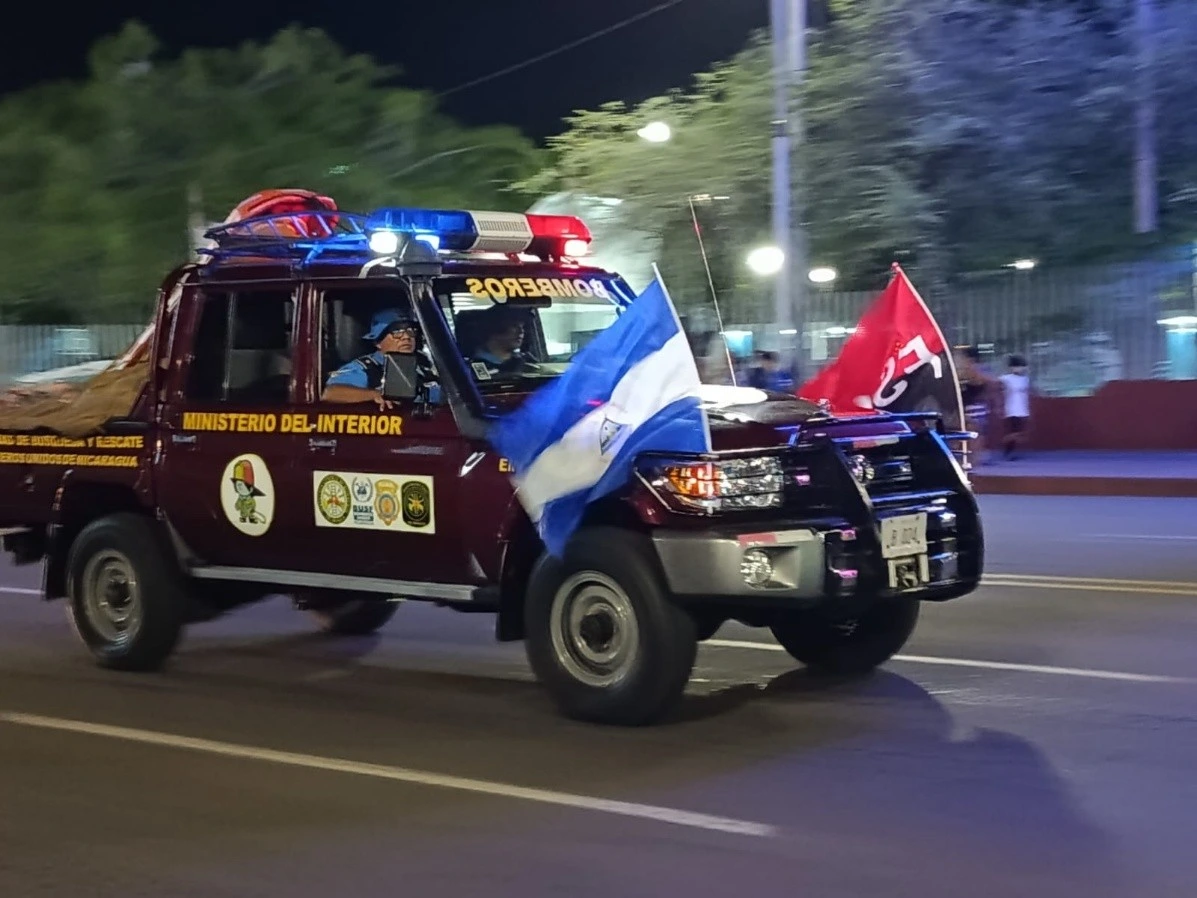 BOMBEROS11