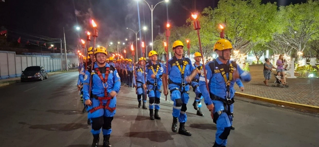 BOMBEROS25