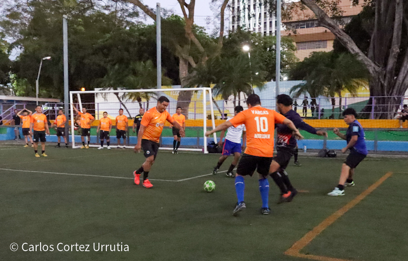 Liga--(2)