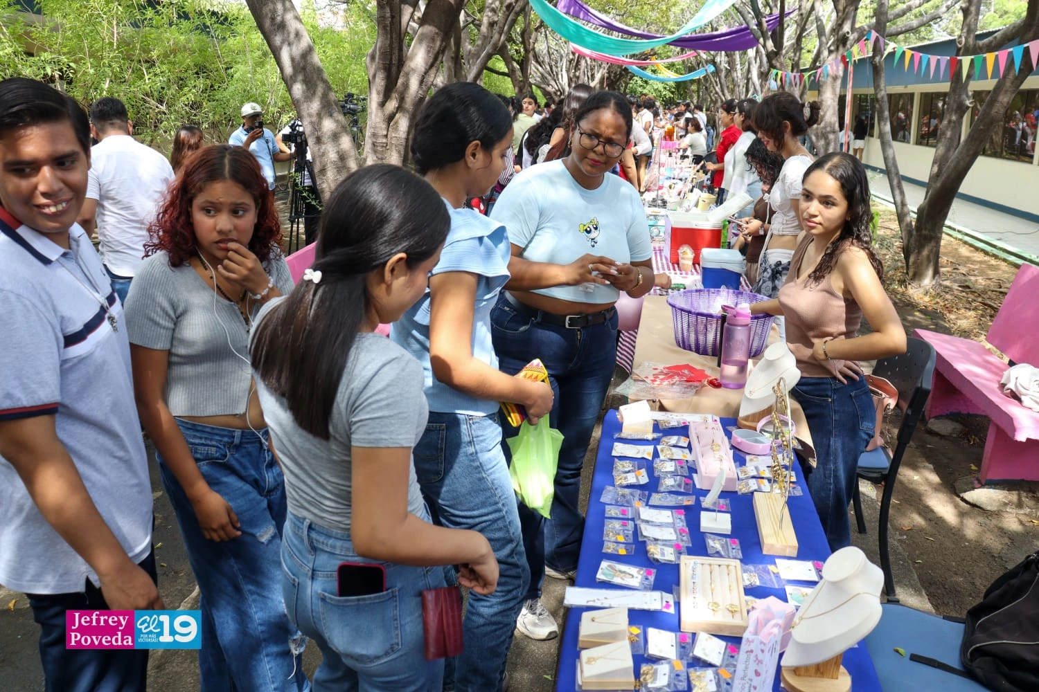 EMPRENDEDORES17