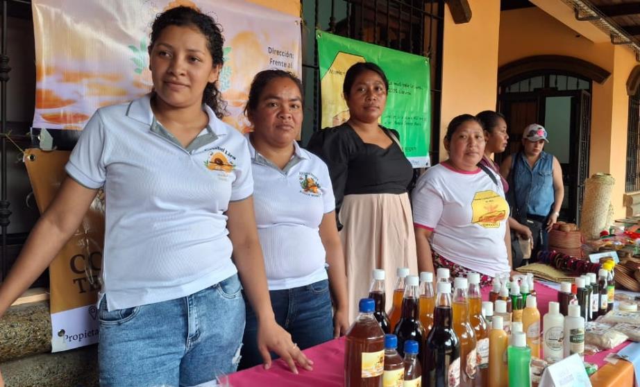 EMPRENDEDORES--(2)