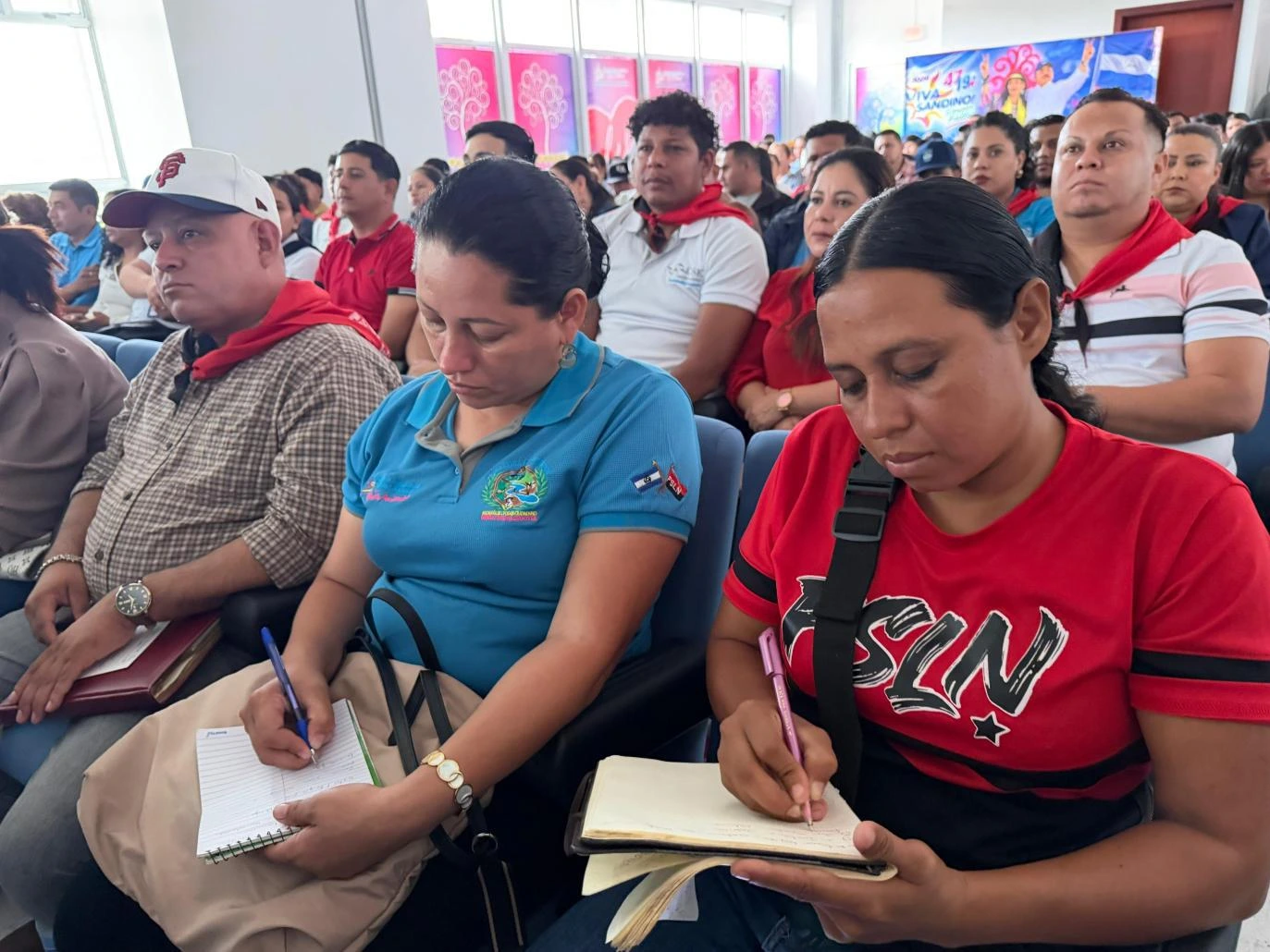 COMUNICADORES1