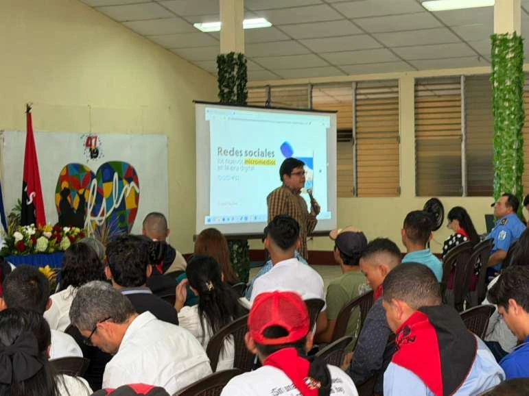 COMUNICACION16