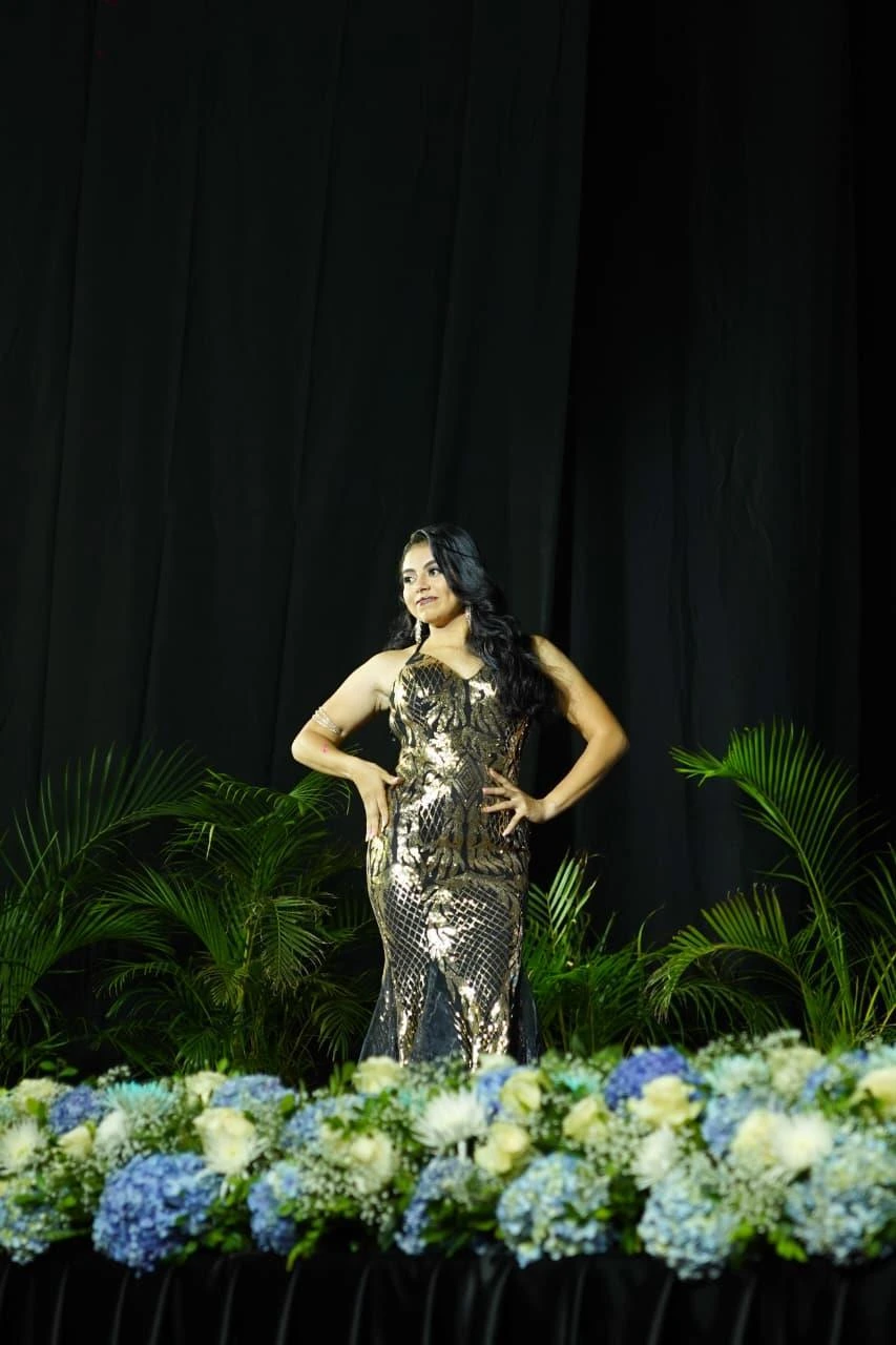 REINAS-(4)