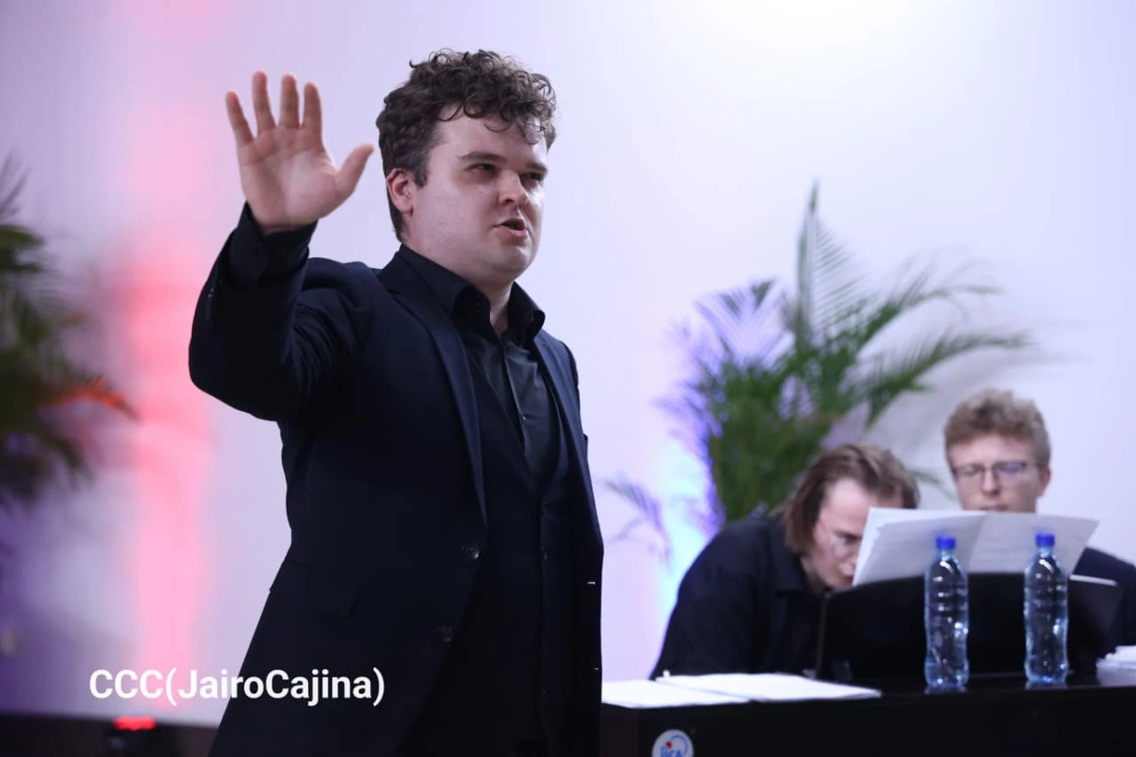 CONSERJE-(10)