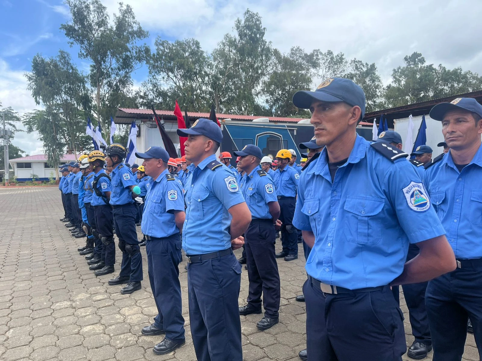 BOMBEROS4