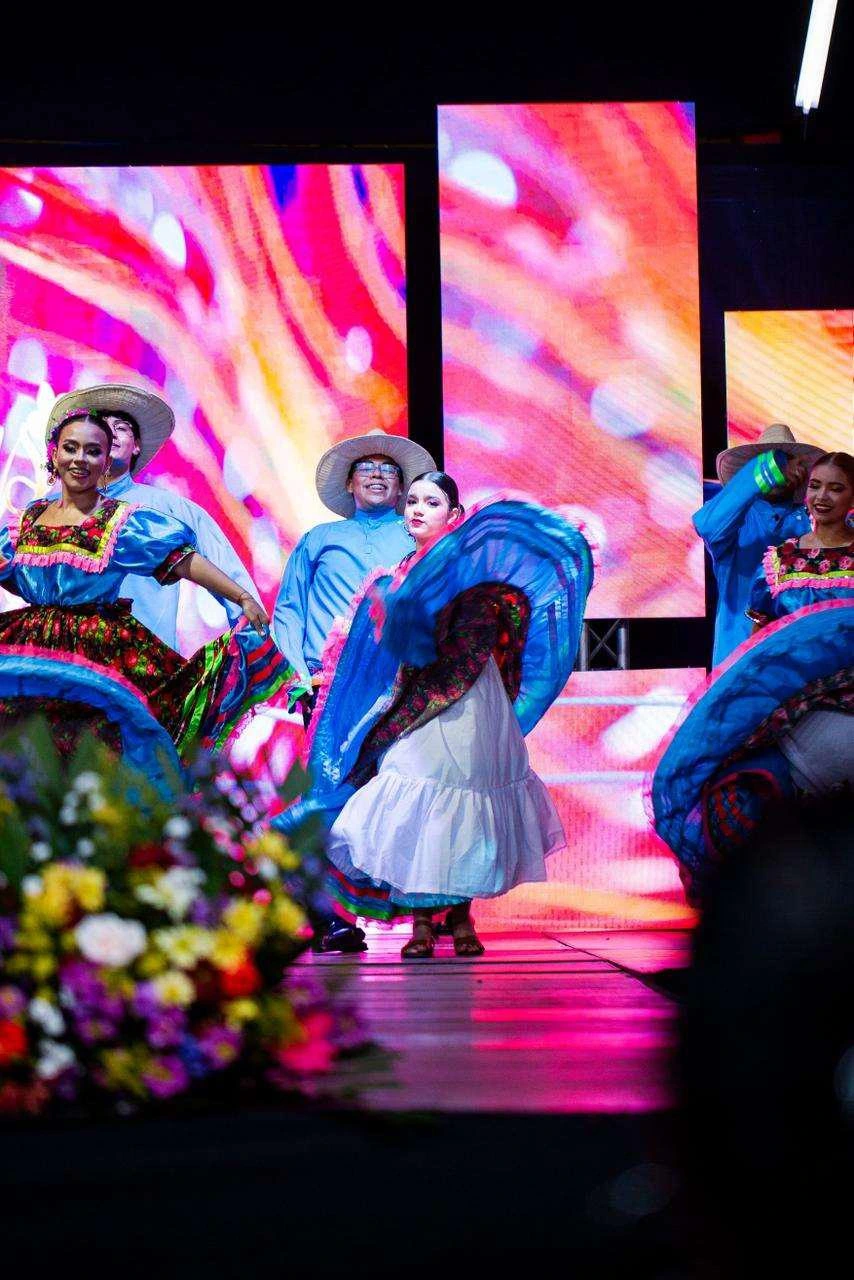 REINAS3