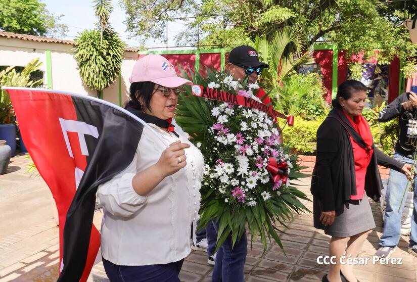 Leon--(55)
