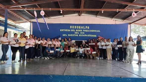 BONOS13
