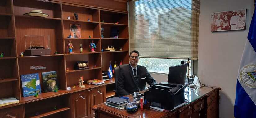 Embajador-de-Nicaragua-en-Colombia-2