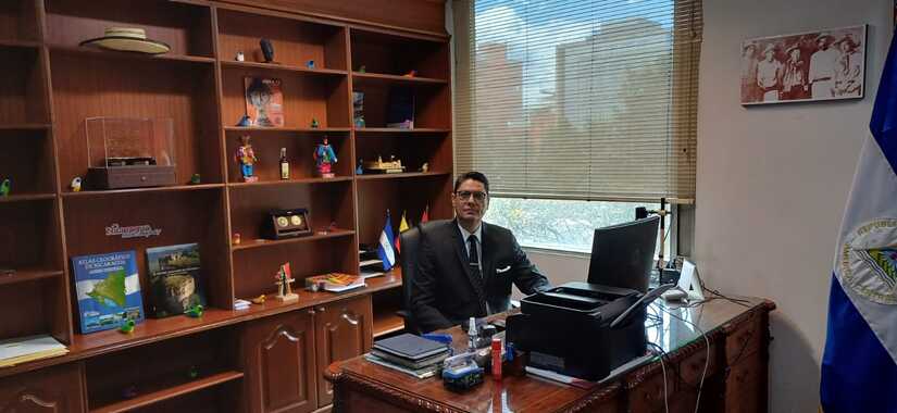 Embajador-de-Nicaragua-en-Colombia-4