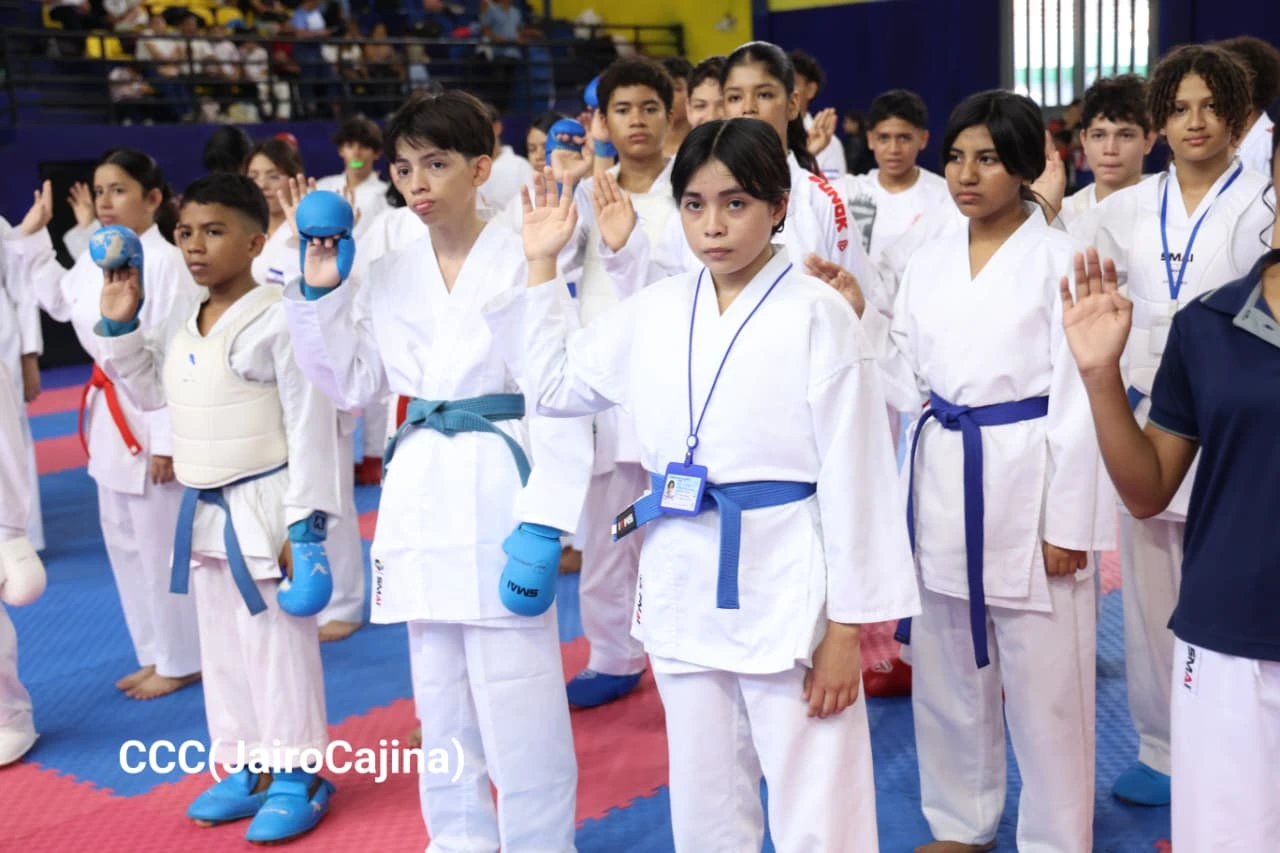KARATE-(3)