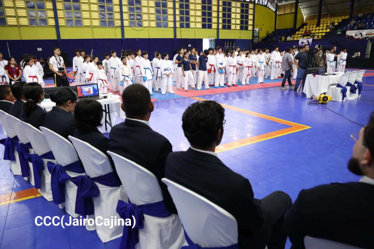 KARATE-(4)