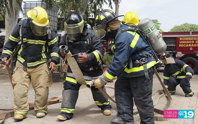 BOMBEROS18