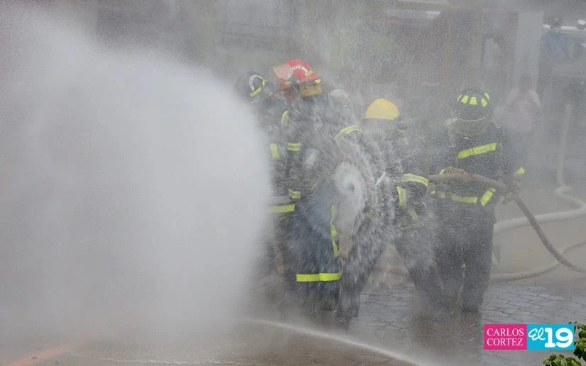 BOMBEROS8