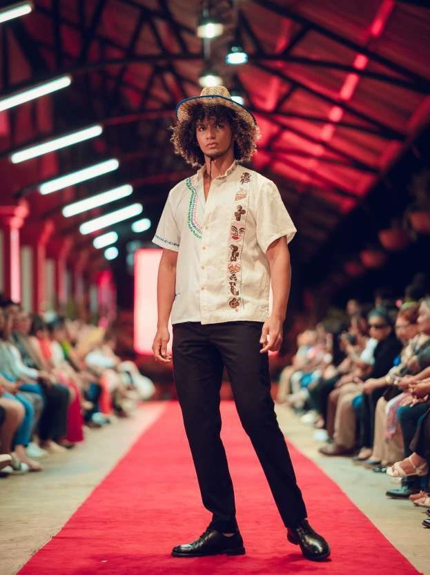 PASARELA26