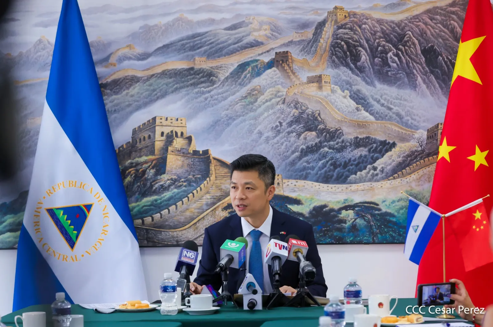 Embajador-China-18_18_11zon