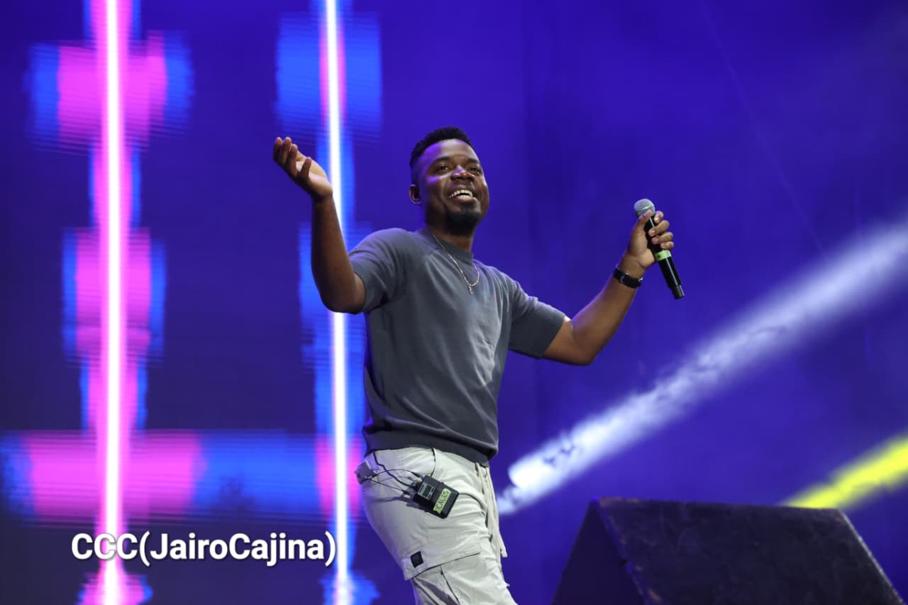 Estadio-Soberan&iacute;a--(24)