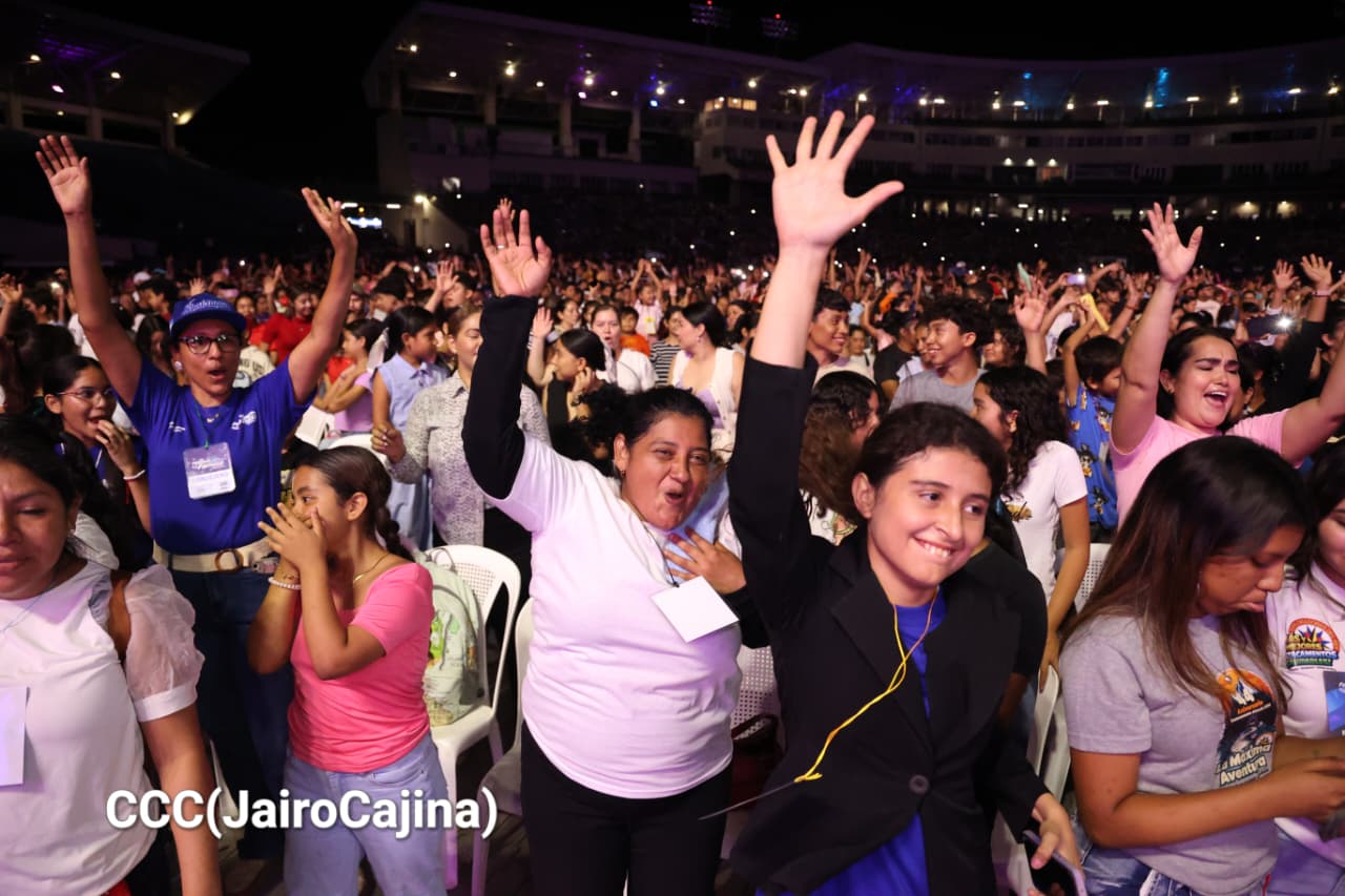 Estadio-Soberan&iacute;a--(30)
