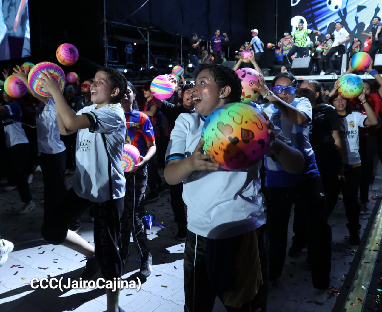 Estadio-Soberan&iacute;a--(4)