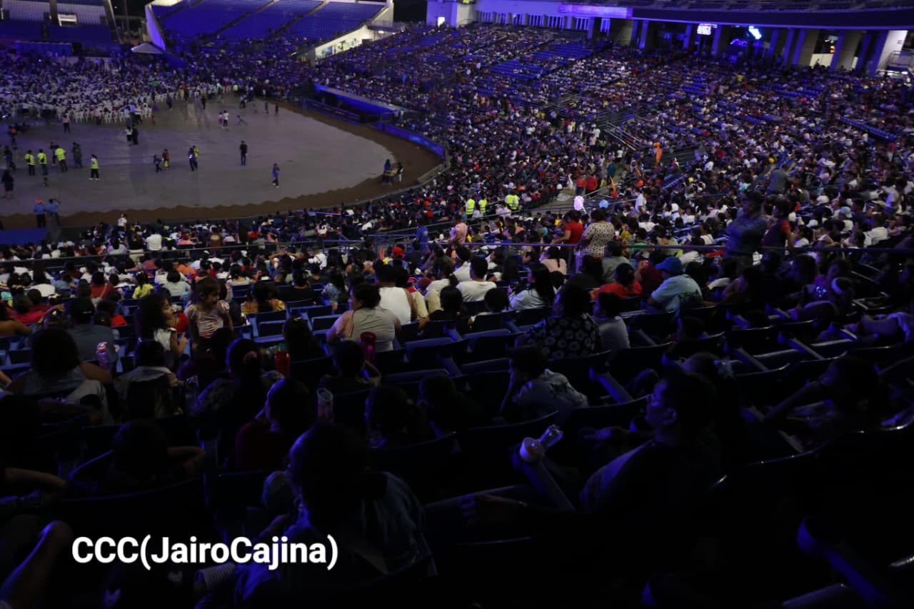 Estadio-Soberan&iacute;a--(45)